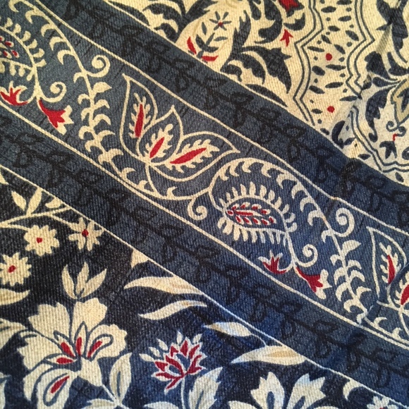 Talbots Size 8 Pencil Skirt Red, Khaki, Navy Blue - Picture 4 of 5